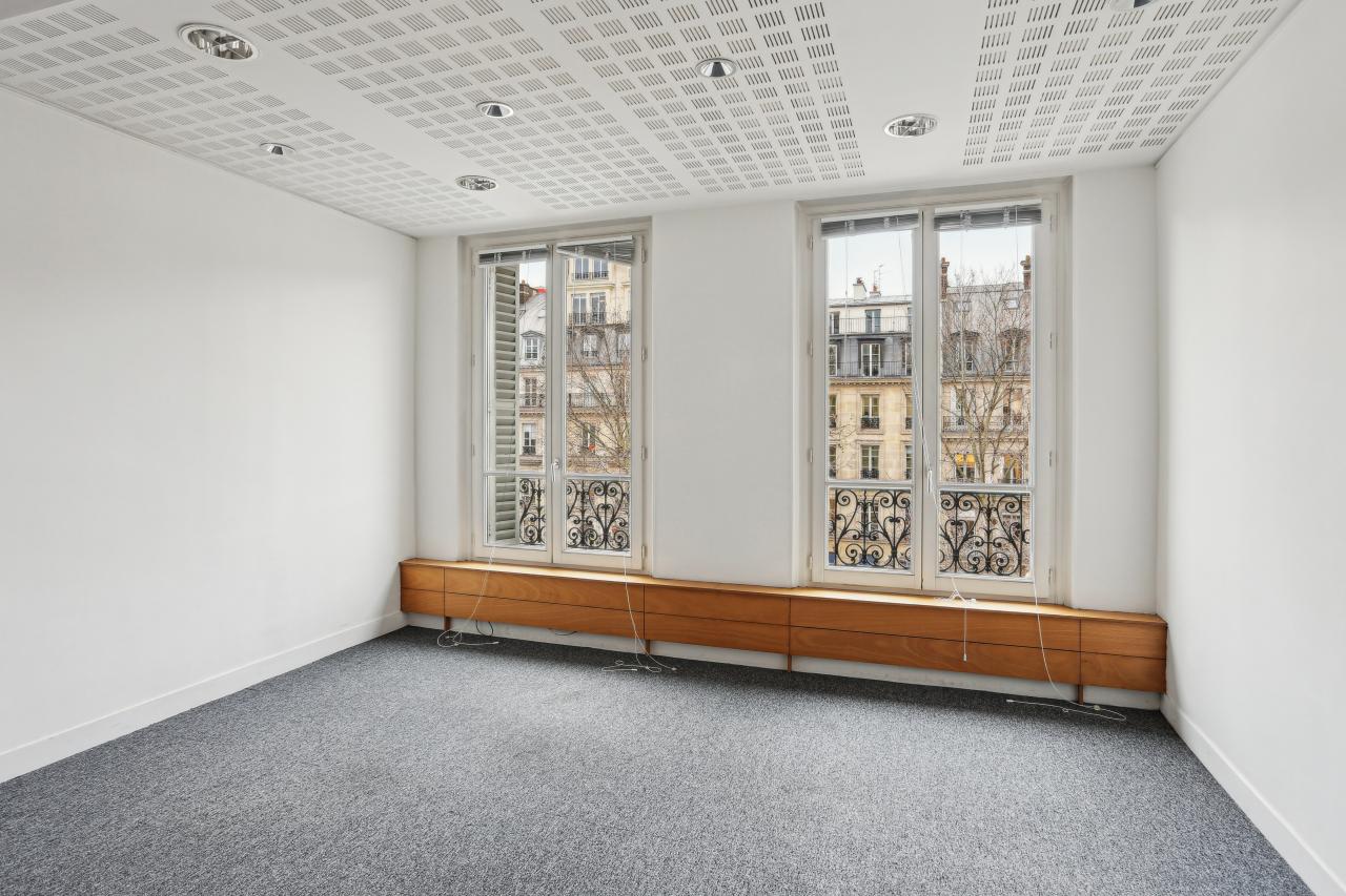 Bureau Paris 156m² Location bureau Paris OLBUR2427041 10